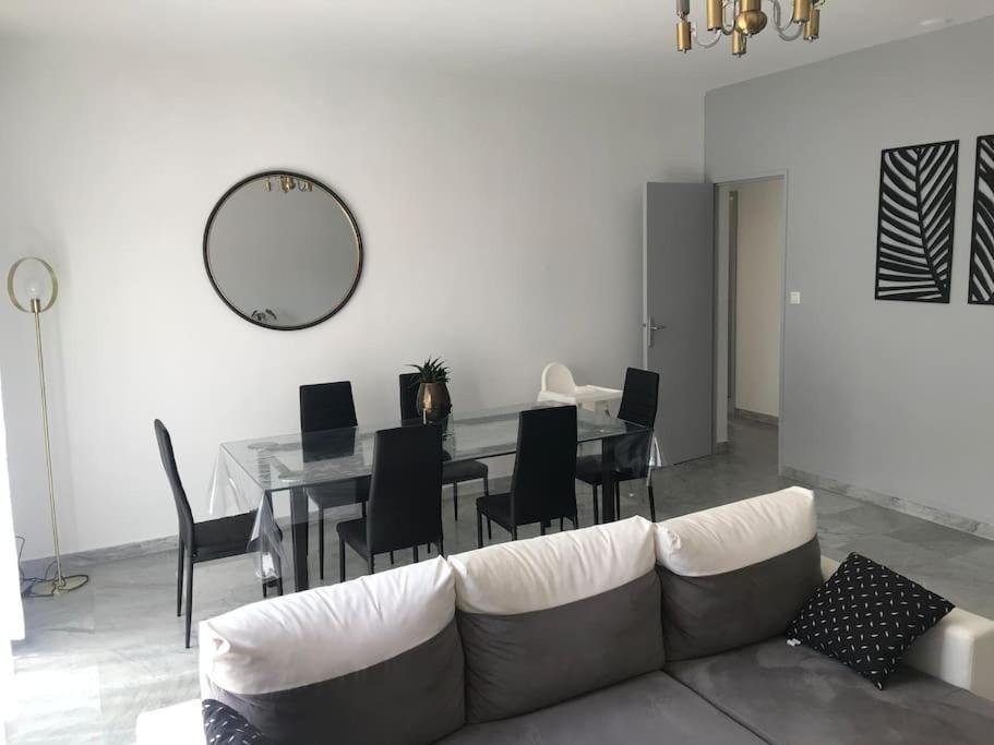 Haut De Maison Entierement Renove Avec Garage Carnoux-en-Provence Esterno foto