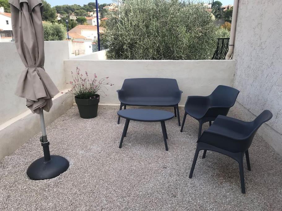 Haut De Maison Entierement Renove Avec Garage Carnoux-en-Provence Esterno foto